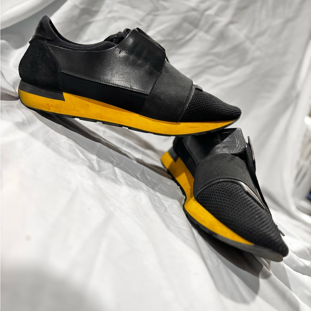 Balenciaga Race Runner ‘Black Yellow’